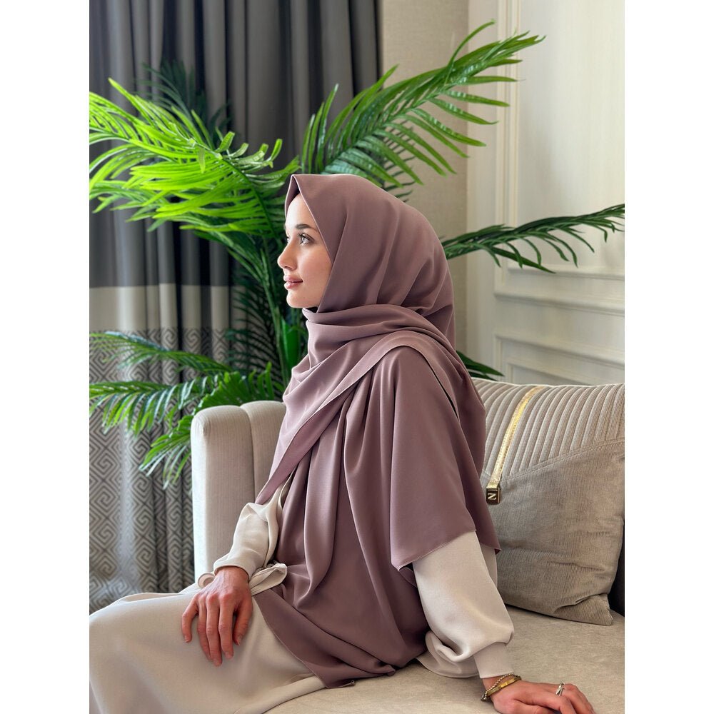 Medine Ipek’ SOFT - Ahivera